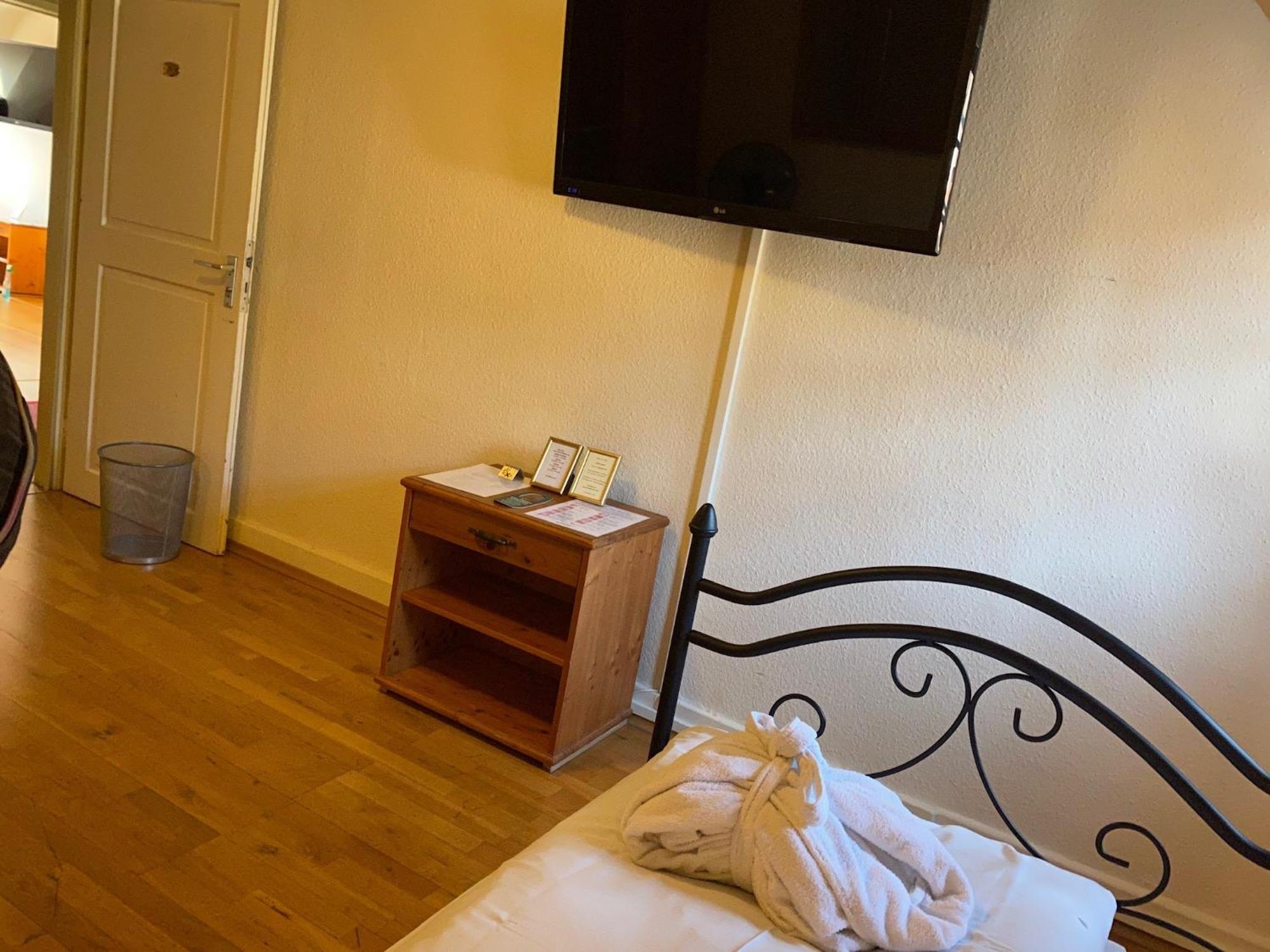 Hotel Gasthaus Schuetzen Freiburg im Breisgau Værelse billede
